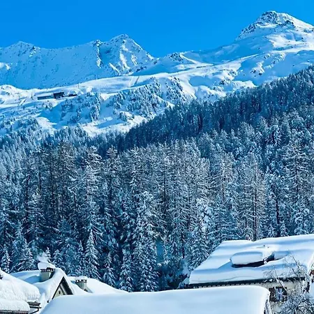 4 1/2 Maisonette With Great Views Lägenhet *