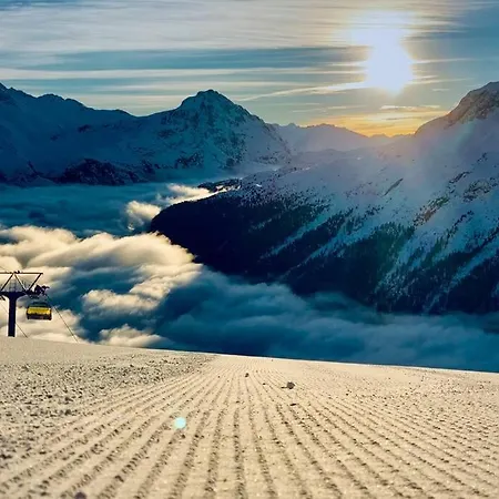 4 1/2 Maisonette With Great Views Apartman