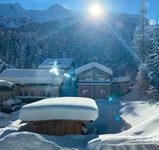 4 1/2 Maisonette With Great Views * Sils Maria